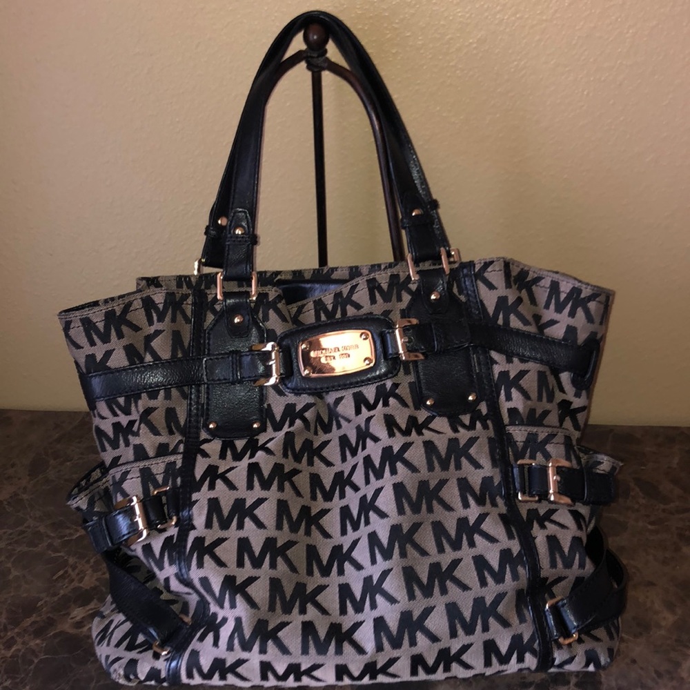 Michael Kors Gansevoort Satchel PRICE DROP $280 ⬇️